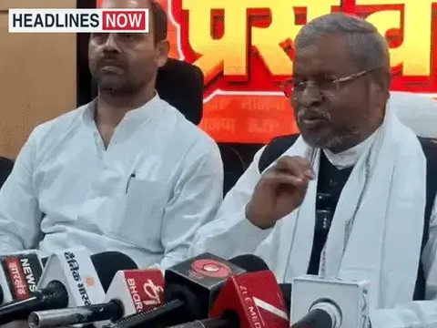 'राहुल गांधी की हिम्मत नहीं ईद पर आंदोलन करें':झारखंड के पूर्व सीएम बाबूलाल मरांडी बोले- हिंदुओं के त्योहार में खलल डाल रही कांग्रेस