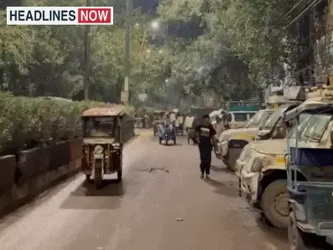 GB रोड की सेक्स वर्कर्स बोलीं-क्या हमारे वोट भी बदनाम:घर छूटा-बेचा गया, वोट के लिए कागज कहां से लाएं; 90% नाम कटे